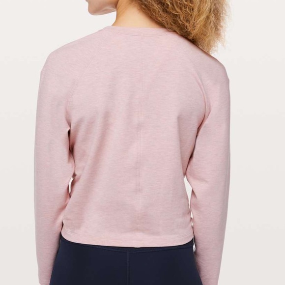 LULULEMON TUCK & GATHER WEATSHIRT TOP SIZE 6/8 - Picture 3 of 8